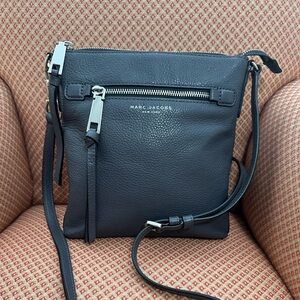 Marc Jacobs gray leather crossbody bag